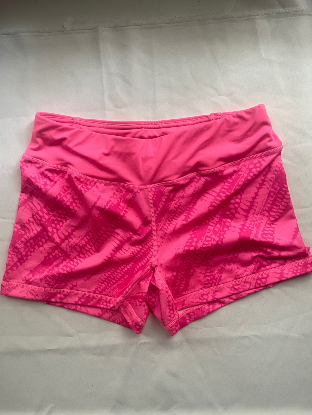 Hind Hot Pink Women's Athletic Shorts with Subtle Pattern Size Medium unworn